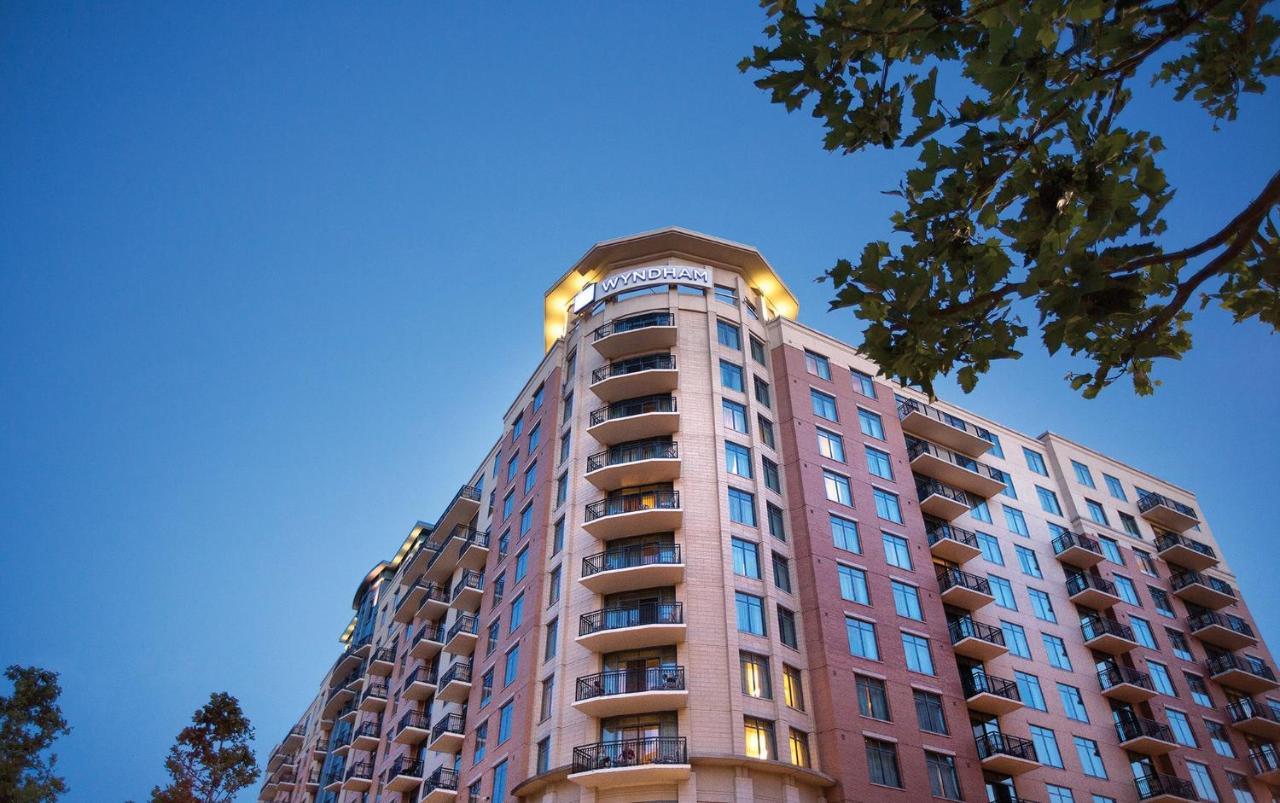 Hotel Club Wyndham National Harbor Exterior foto